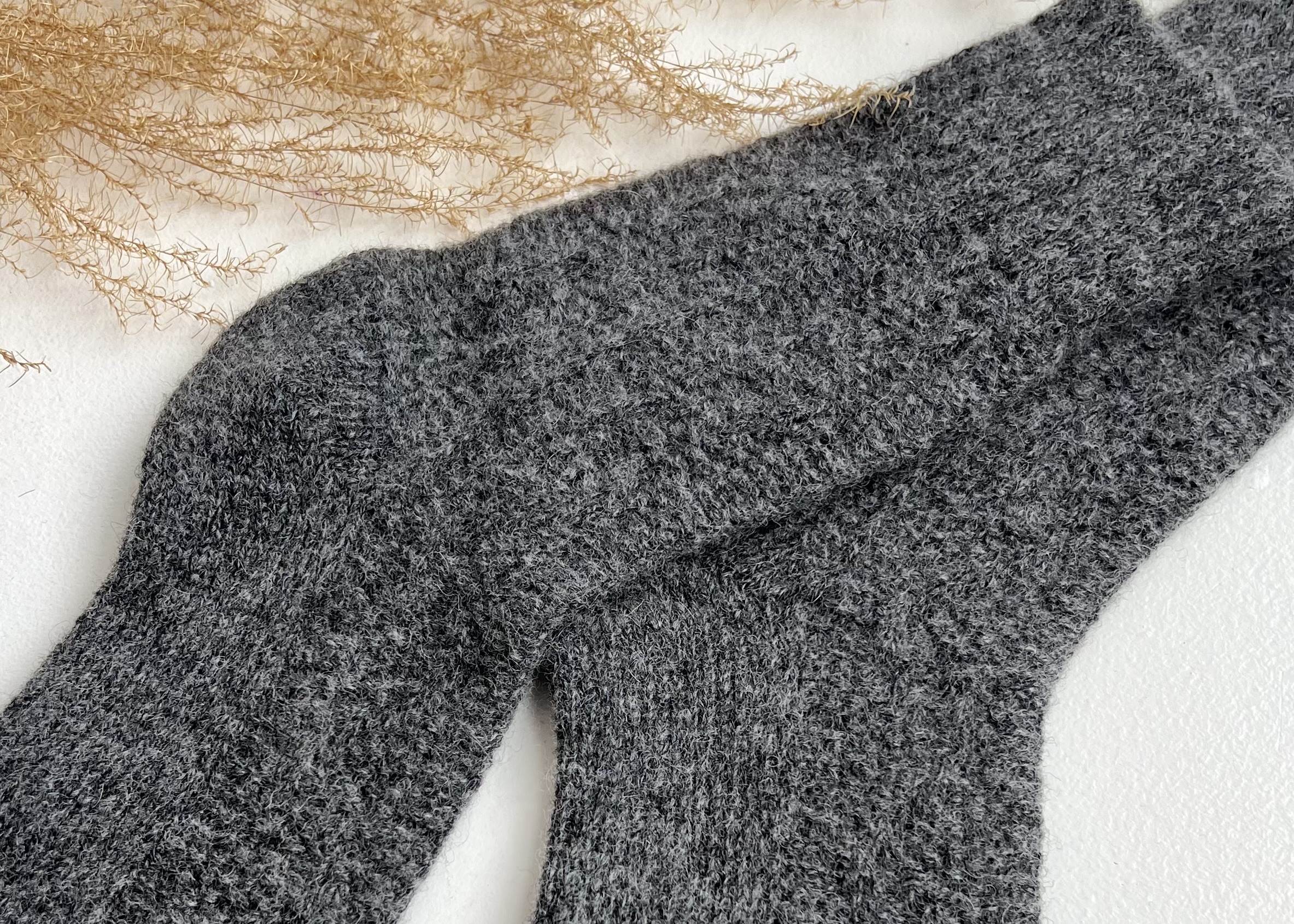 WoolLando Jaunzēlandes aitas vilnas zeķes GRAFFITI