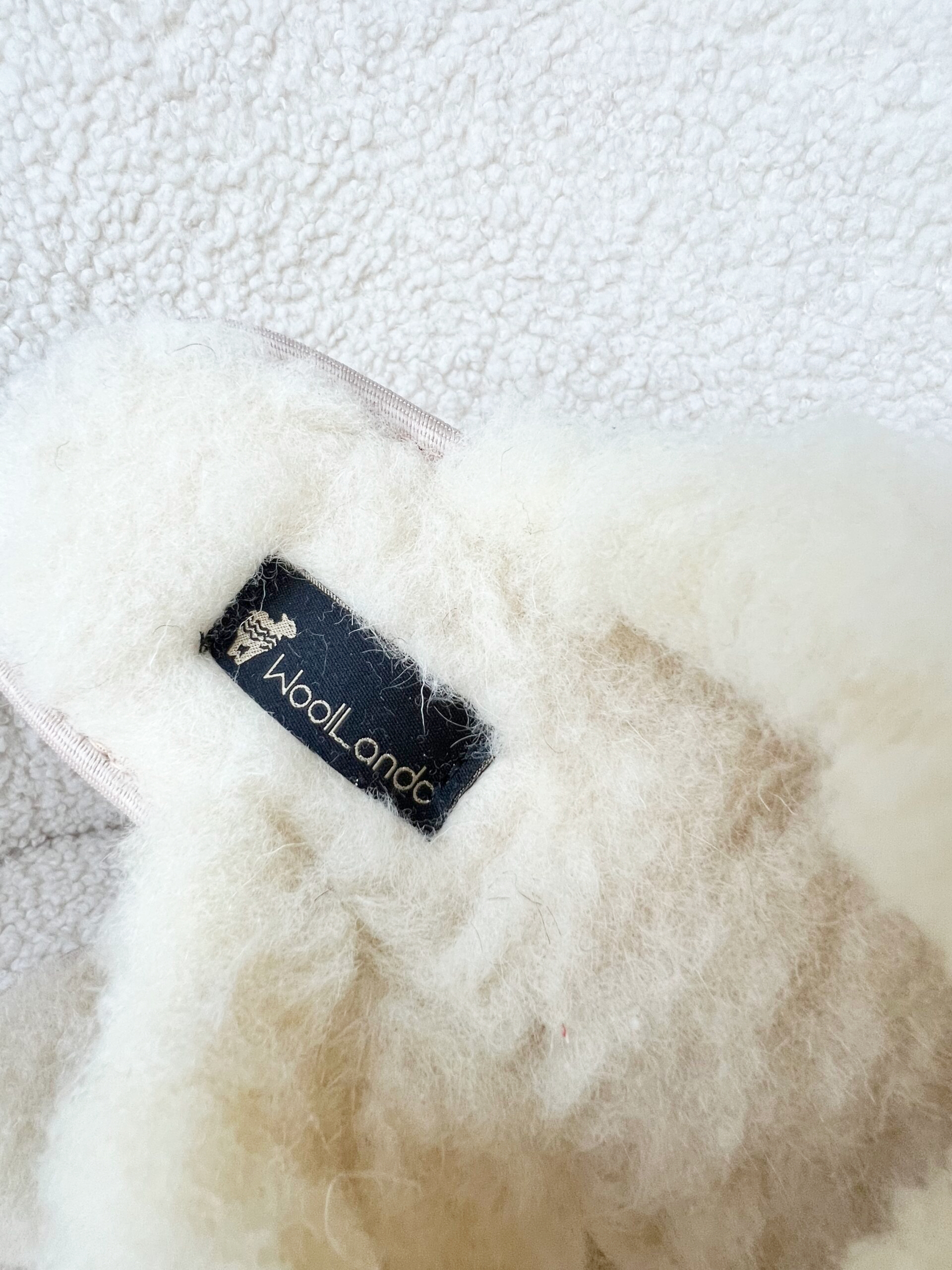 WoolLando dabīgās merino vilnas balts atvērts čības
