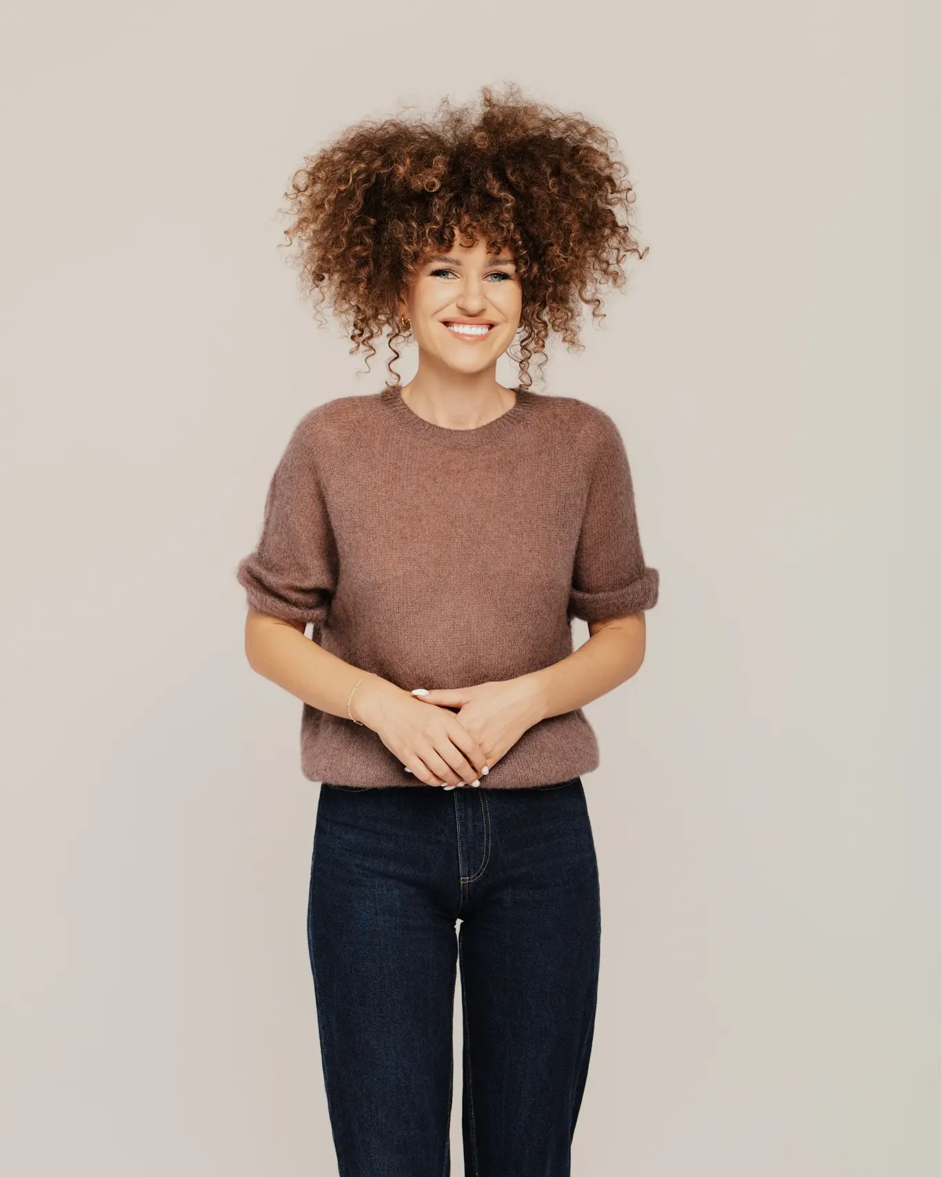 Sieviešu viegls un pūkains džemperis no mohēras vilnas PASAKA