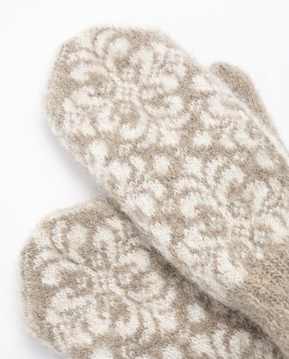Sieviešu merīnovilnas dūraiņi SNOWFLAKE, WoolLando