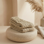 Rokām darinātas aitas un suņu vilnas zeķes, WoolLando