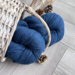 Aitas vilnas dzija 1 kg – TUMŠI ZILA, WoolLando