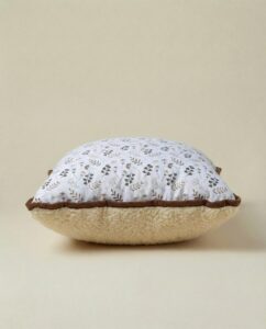 Vilnas šķiedras spilveni