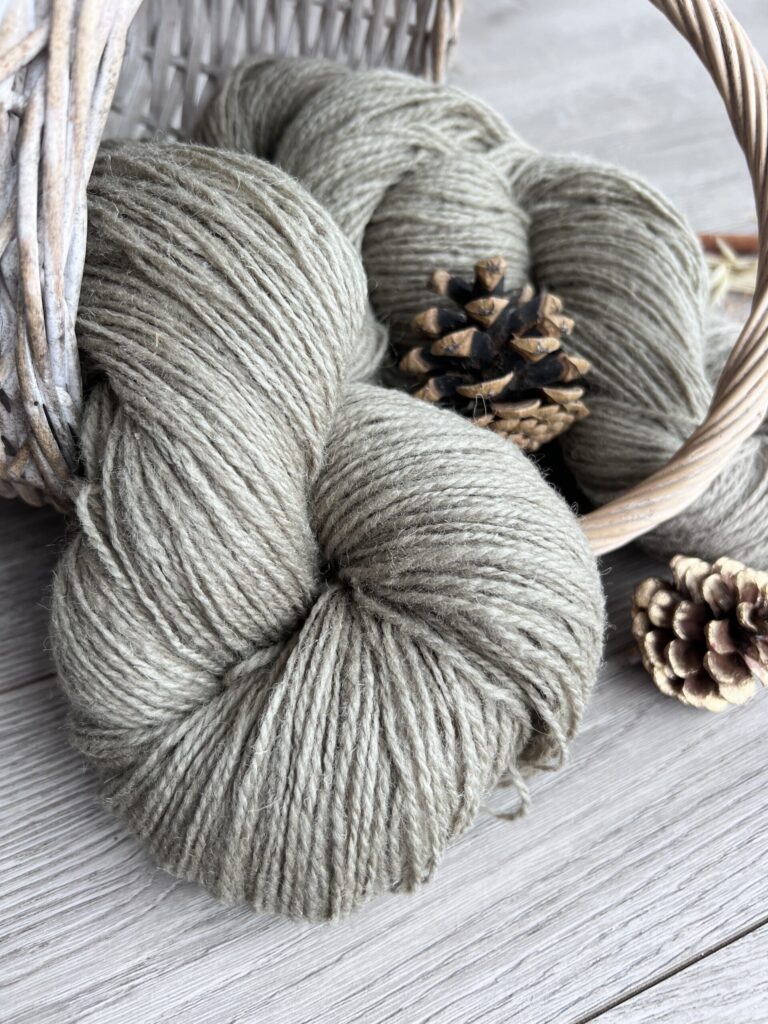 Aitas vilnas dzija 1 kg – HAKI, WoolLando