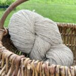 50% suņa vilna / 50% aitu vilnas dzija 1 kg – LIGHT YELLOWISH, WoolLando