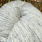 50% suņa vilna / 50% aitu vilnas dzija 1 kg – LIGHT GREY, WoolLando