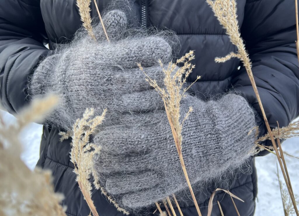 Vīriešu angoras vilnas pirkstcimdi – GRAFĪTS, WoolLando