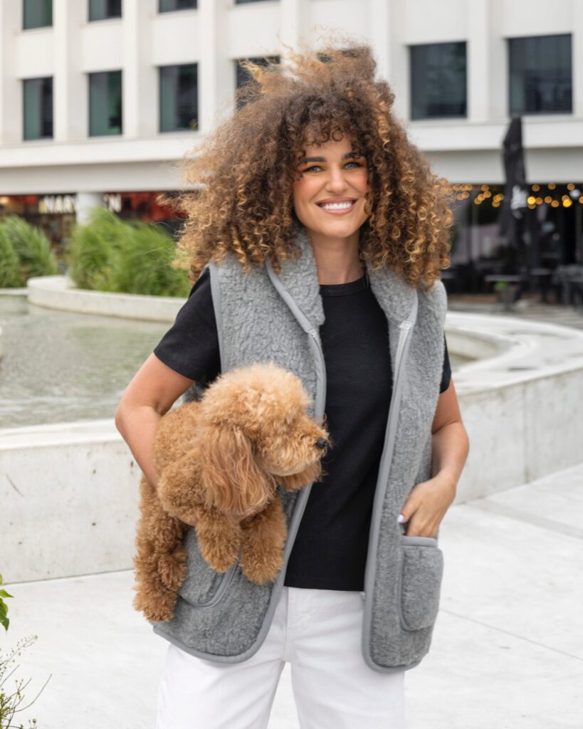 Pelēka merīnovilnas veste 