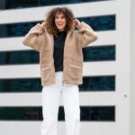 Brūna sieviešu jēras vilnas jaka ar kapuci Zoya, Zaffiro