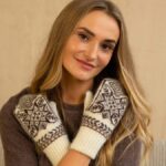 Sieviešu merīnovilnas dūraiņi FROST, WoolLando
