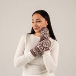 Sieviešu merīnovilnas dūraiņi BROWN SNOWFLAKE, WoolLando